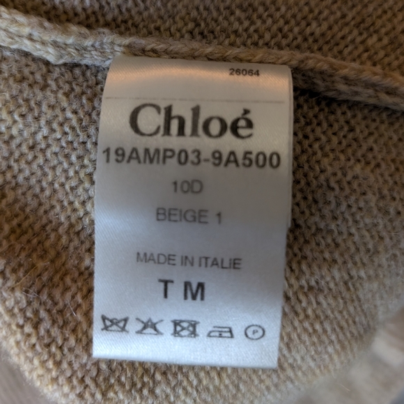 Chloe Beige Wool Deep V Cardigan w/Pockets & Buttons - Picture 4 of 11